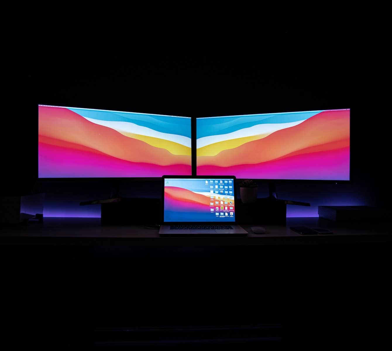 İki monitörü bir olarak algılayan bir Mac'i düzeltin