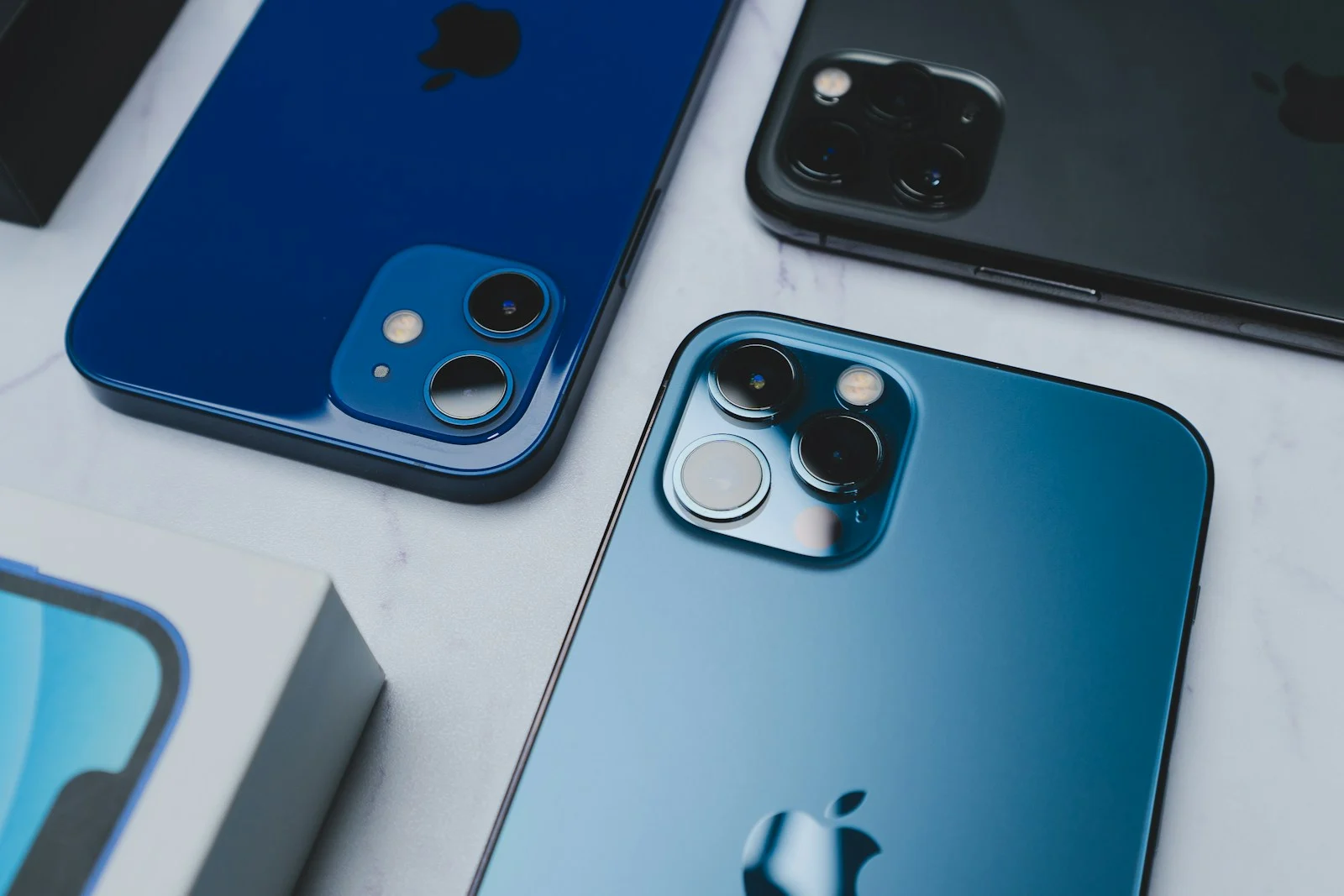 Düz Konuşmalı Kablosuz Telefonun Kilidini Açma